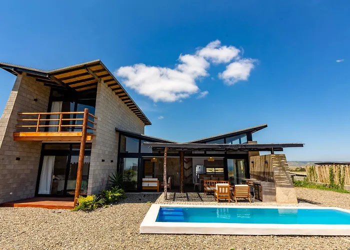Casa Macondo - Casa De Playa En Vichayito By Wirohouse